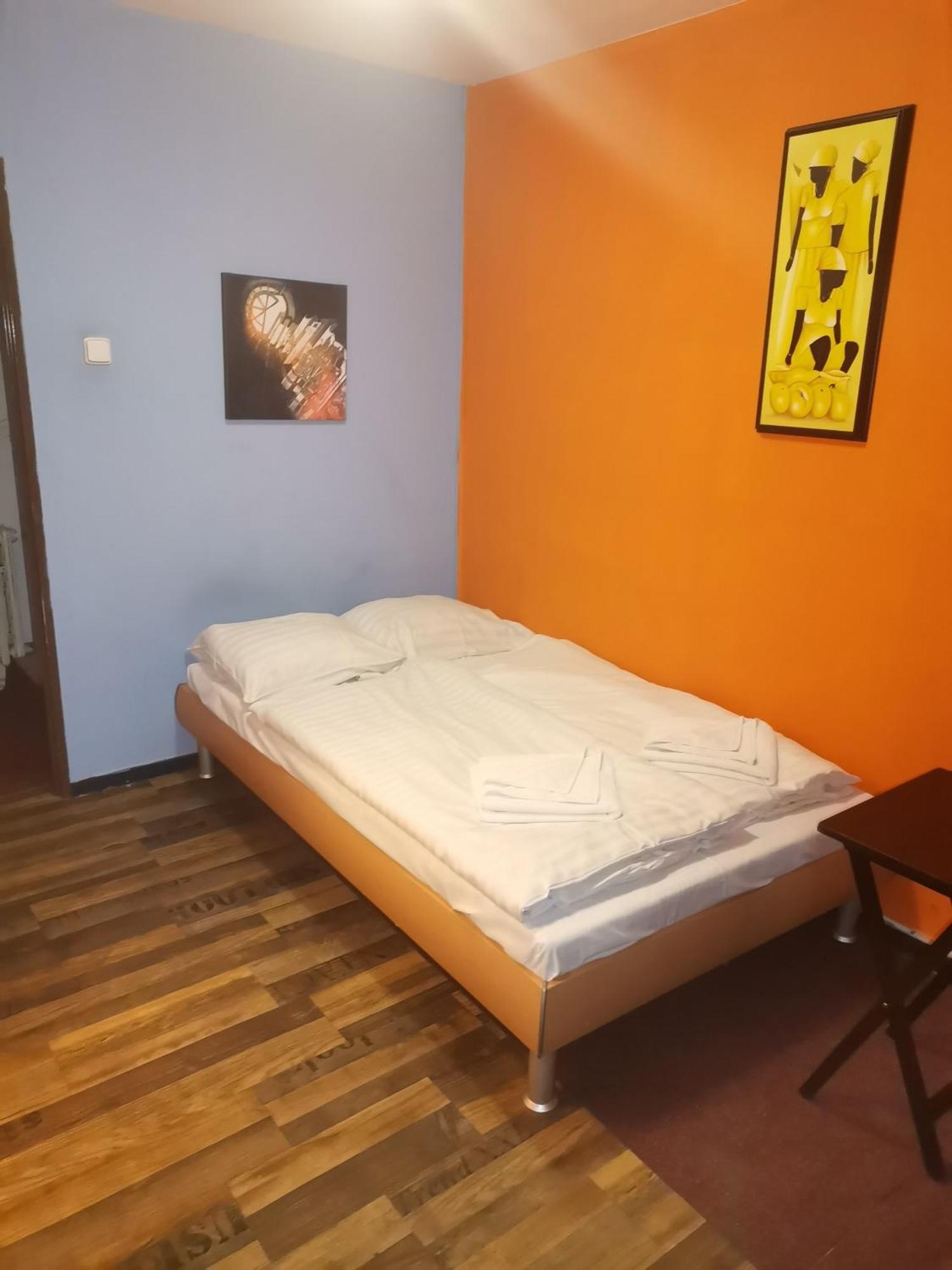 Hotel Praha Club Bed & Breakfast Bagian luar foto
