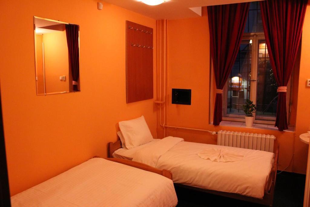 Hotel Praha Club Bed & Breakfast Bagian luar foto
