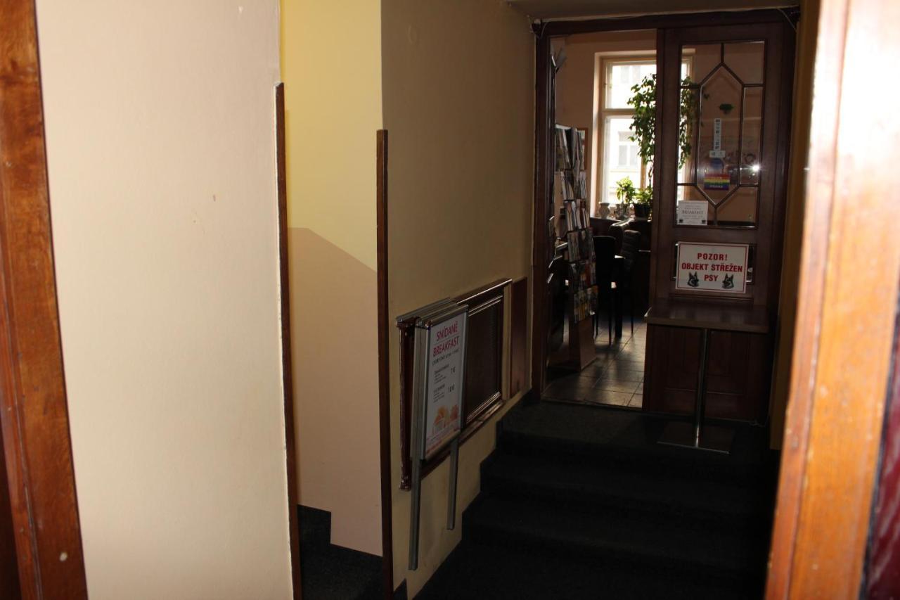 Hotel Praha Club Bed & Breakfast Bagian luar foto