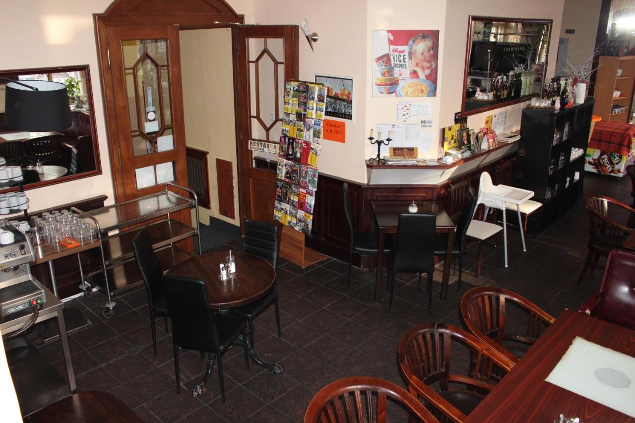 Hotel Praha Club Bed & Breakfast Bagian luar foto